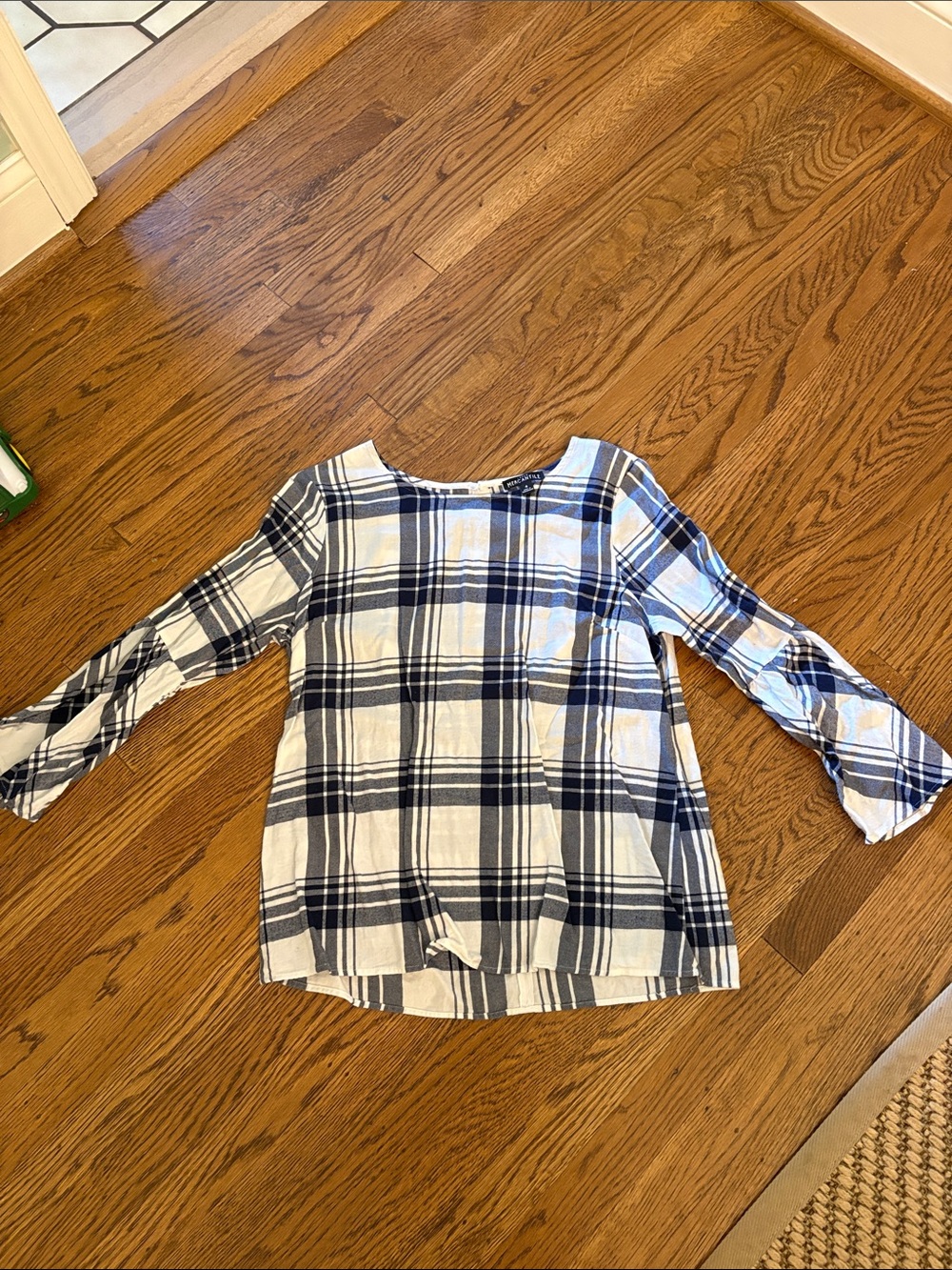 J Crew Mercantile Women’s Navy & White Plaid Bell-Sleeve Top Size 4